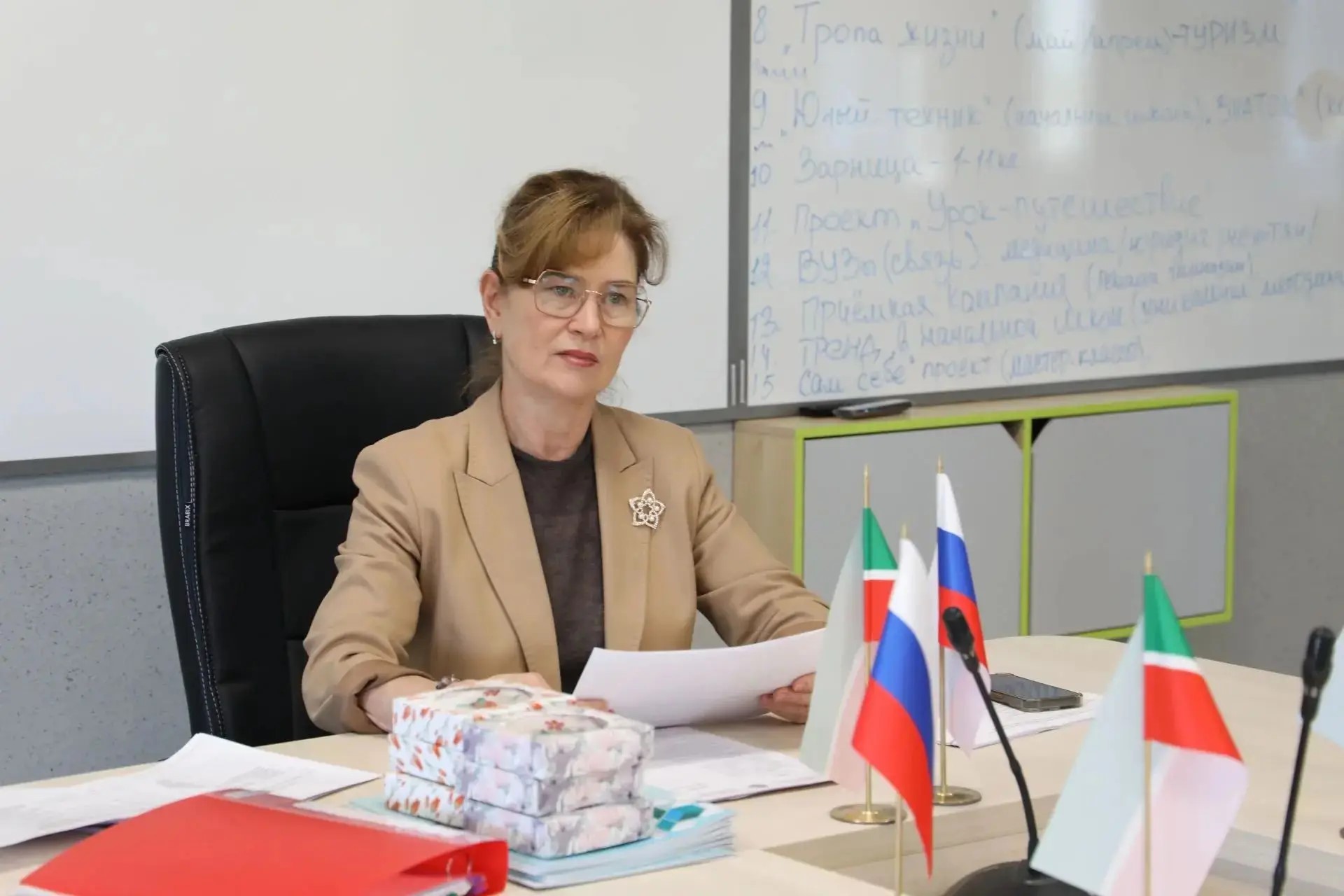 Актаныш гимназиясенең туган телне укыту һәм милли тәрбия тәҗрибәсе югары бәяләнде