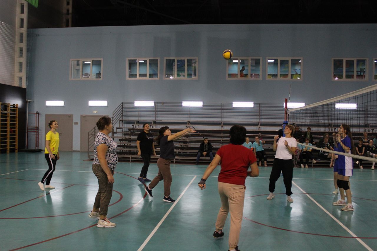 Хатын-кызлар арасында узган волейбол ярышында җыелма команда I урынга лаек булды