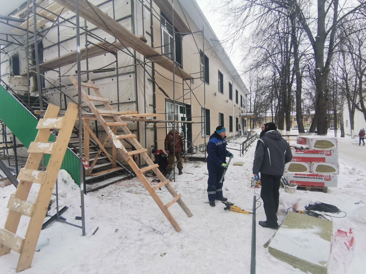 Район башлыгы Ленар Зарипов «Актаныш-информ» бинасының ремонты белән танышты