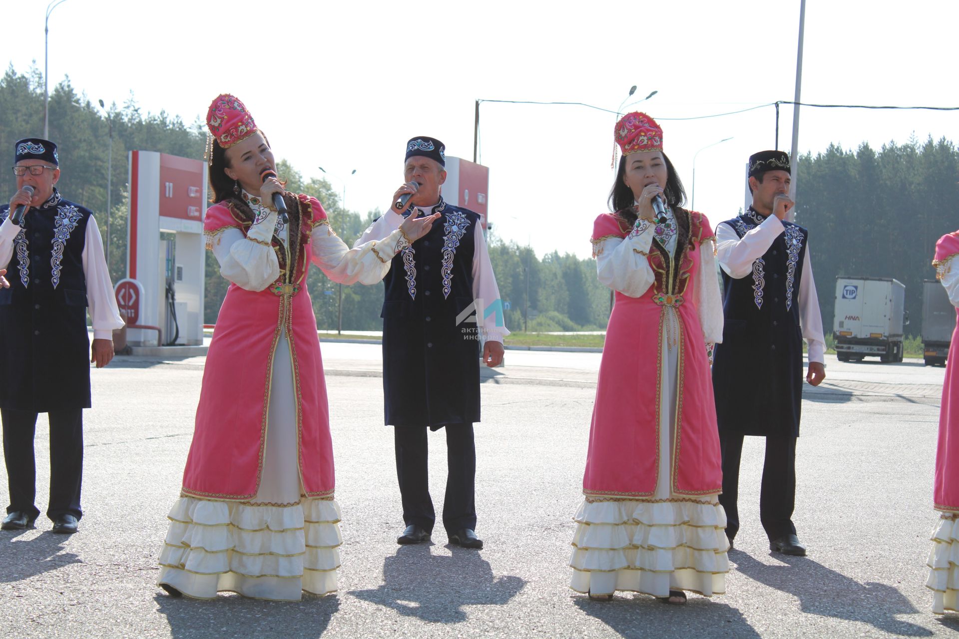 ТАТАРЛЫГЫМ-ГОРУРЛЫГЫМ: Актанышлылар Башкортстан татарларын каршыладылар, хөрмәтләделәр!(+БЕЗНЕҢ ФОТОРЕПОРТАЖ)