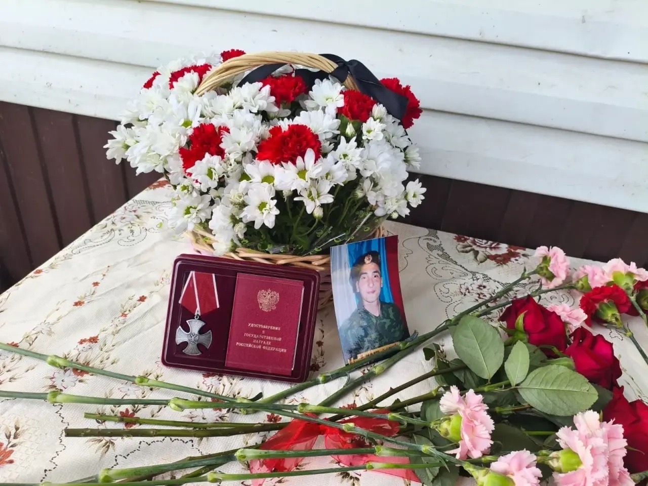 Талипов Илнар истәлегенә хәтер тактасы куелды
