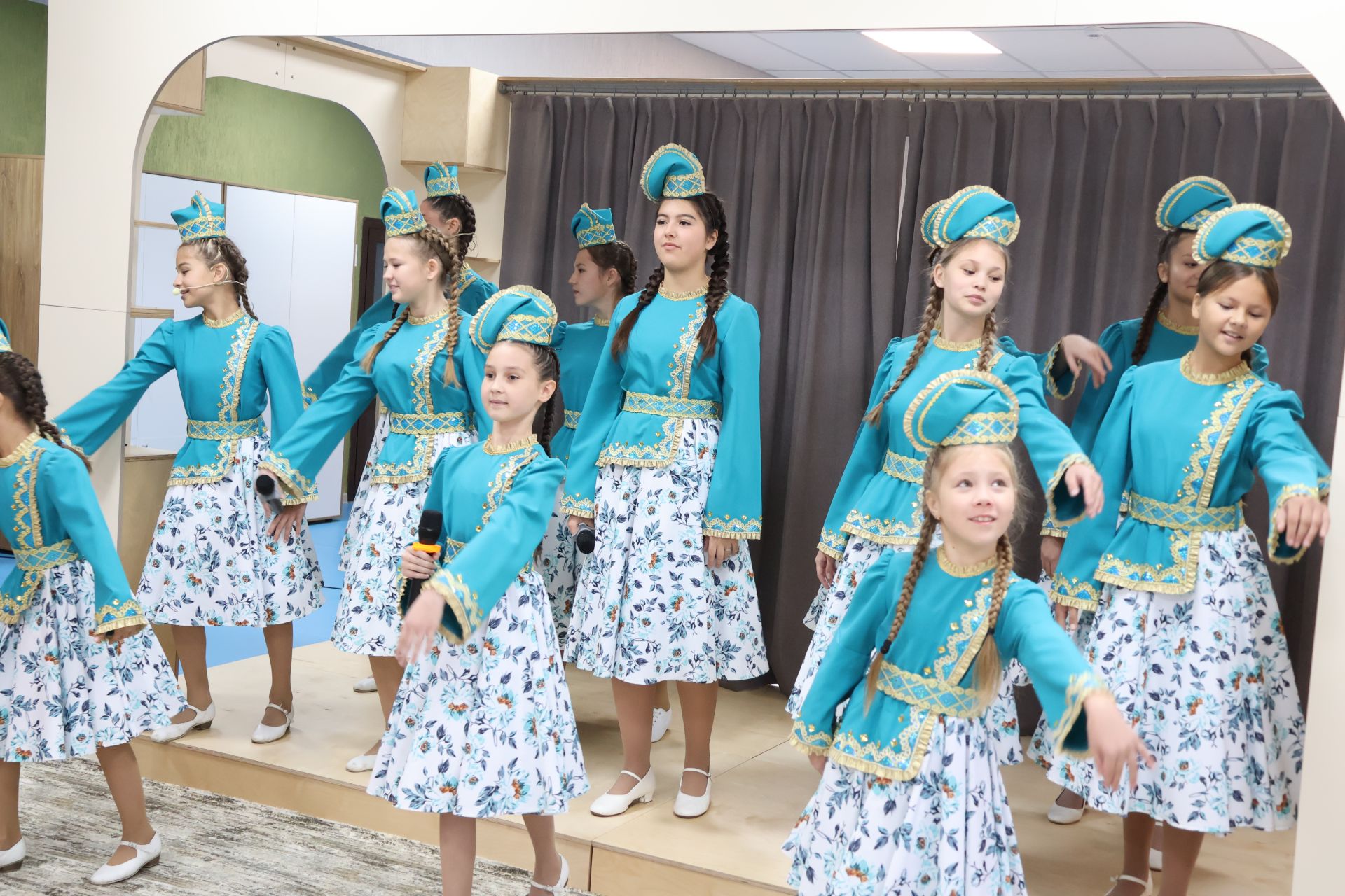 Яңа Әлемдә «Алма» милли агарту үзәге ачылды