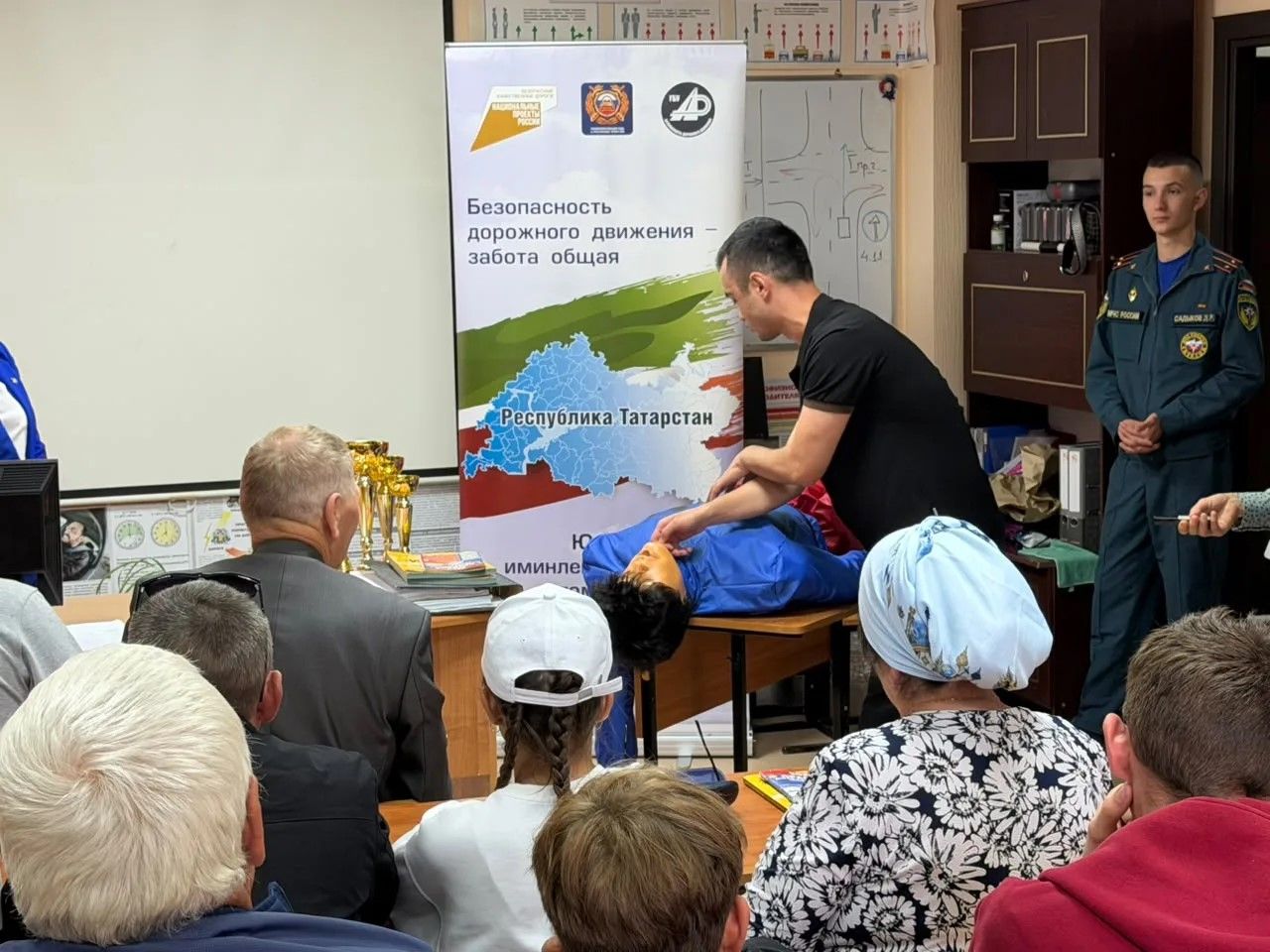 Автомобильче гаиләләр арасында «Буыннар старты» конкурсында Нуретдиновлар җиңде
