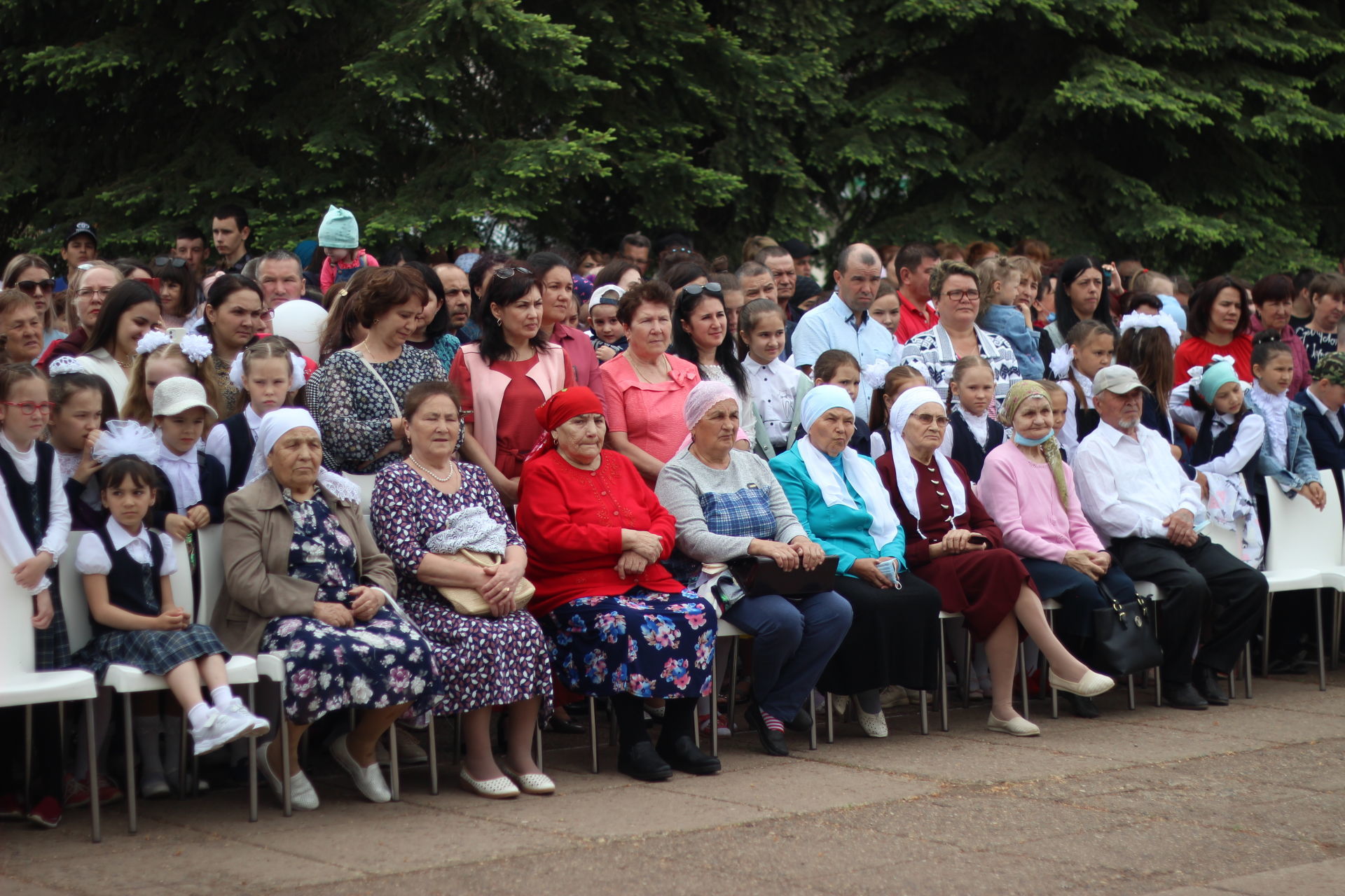 Актанышның икенче санлы урта  мәктәбендә соңгы звонок бәйрәме үткәрелде