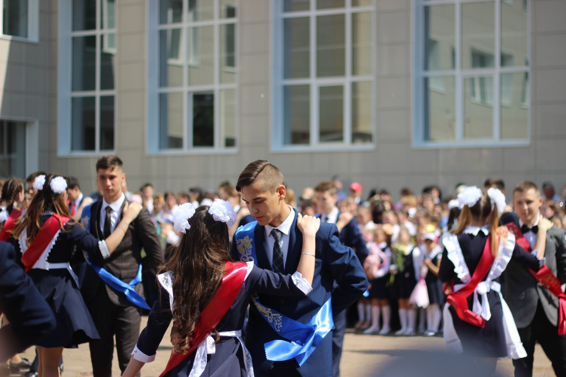 Актанышның икенче санлы урта  мәктәбендә соңгы звонок бәйрәме үткәрелде