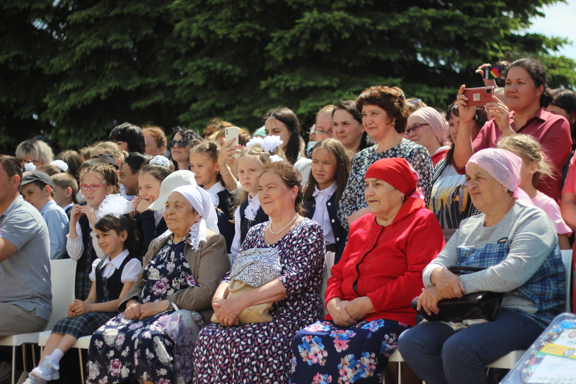 Актанышның икенче санлы урта  мәктәбендә соңгы звонок бәйрәме үткәрелде