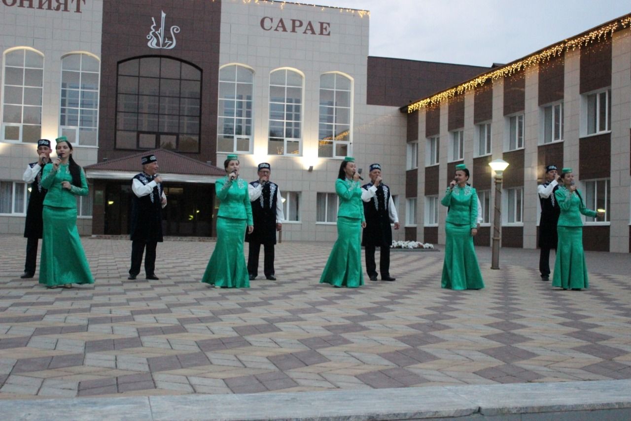 Татарстан Республикасы көне уңаеннан оештырылган концерттан безнең фоторепортаж