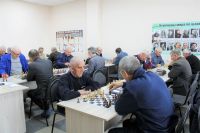Өлкәннәр арасында узган шахмат ярышында 30 ветеран катнашты (фотолар)