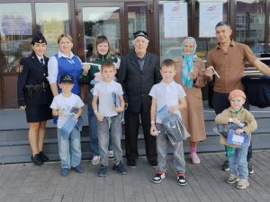 Фәтхиевлар гаиләсенә — юл иминлеге бүләге