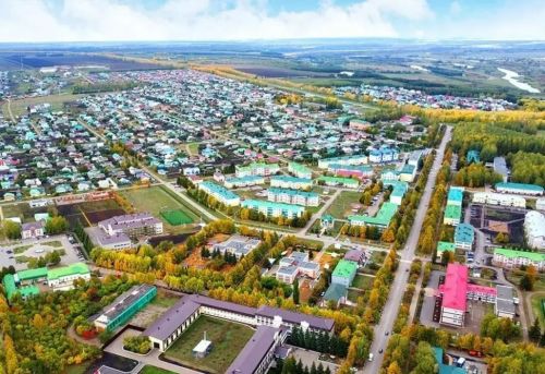 Актаныш бабайдан башлана: җирле халык әллә кая читкә китәргә ашыкмый биредән
