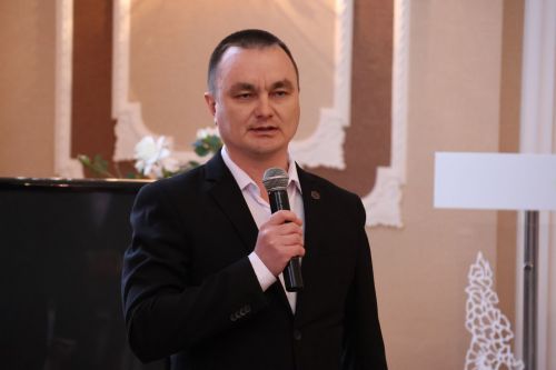 Шәхесне раслаучы документ тапланмасын, яшьләр!