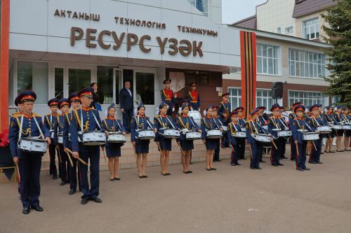 Махсус хәрби операциядә һәлак булган якташыбыз Раил Надриев- батырлык һәм горурлык үрнәге (фото һәм видео)