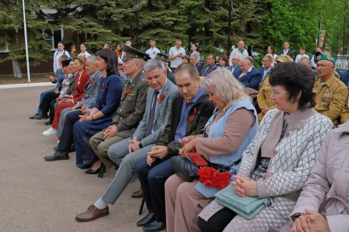 Махсус хәрби операциядә һәлак булган якташыбыз Раил Надриев- батырлык һәм горурлык үрнәге (фото һәм видео)