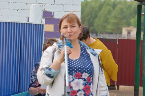 Кәзкәйдә Чечня сугышы ветераны, «Батырлык өчен» медале иясе Разил Вәлиев яшәгән йортка хәтер тактасы куелды (видео һәм фото)