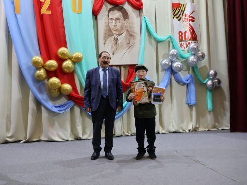 Халкым өчен тугры калырмын: Нур Баян исемендәге иҗат фестивале Гран-приена Ләйлә Нуриева лаек булды (репортаж)