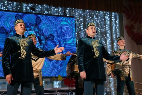 «Агыйдел» ансамбленә — 60 ел