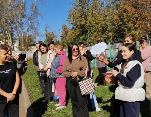 «Ромашка»да бәйрәм рухлы көзге ярминкә