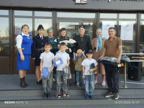 Фәтхиевлар гаиләсенә — юл иминлеге бүләге