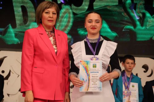 Кичәге "Йолдызлык" гала-концертыннан бик күп, бик матур һәм шәп фотолар