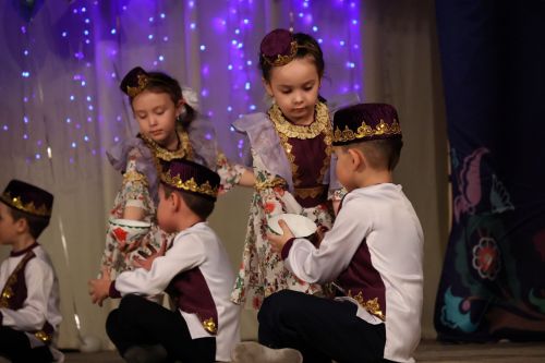 "Йолдызлык"та нәни йолдызчыклар кабынды!(БАРЛЫК ФОТОЛАР, БИК КҮП ФОТОРӘСЕМНӘР)