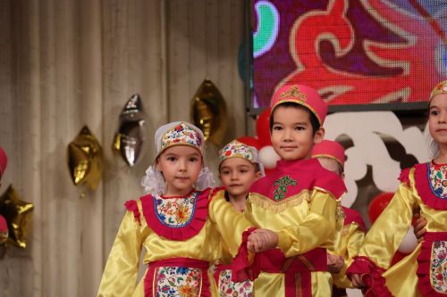 "Йолдызлык"та нәни йолдызчыклар кабынды!(БАРЛЫК ФОТОЛАР, БИК КҮП ФОТОРӘСЕМНӘР)