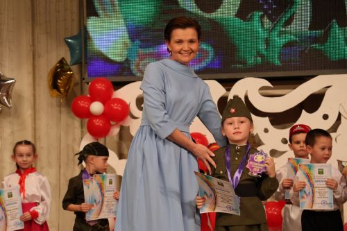 "Йолдызлык"та нәни йолдызчыклар кабынды!(БАРЛЫК ФОТОЛАР, БИК КҮП ФОТОРӘСЕМНӘР)