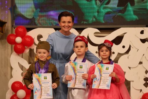 "Йолдызлык"та нәни йолдызчыклар кабынды!(БАРЛЫК ФОТОЛАР, БИК КҮП ФОТОРӘСЕМНӘР)
