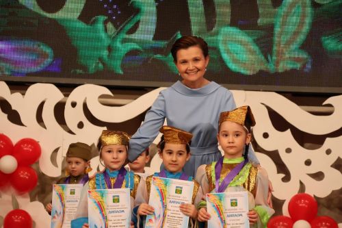 "Йолдызлык"та нәни йолдызчыклар кабынды!(БАРЛЫК ФОТОЛАР, БИК КҮП ФОТОРӘСЕМНӘР)
