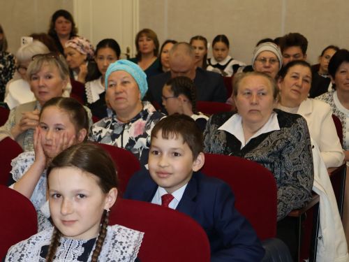 Халкым өчен тугры калырмын: Нур Баян исемендәге иҗат фестивале җиңүчеләре безнең фоторепортажда!