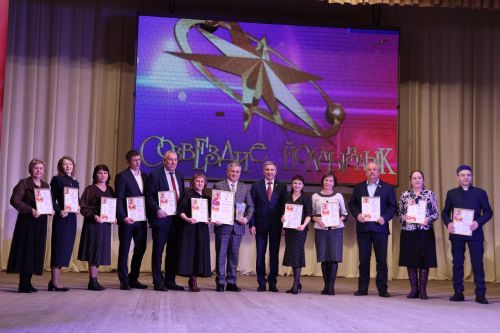 Актаныш күгендә яңа йолдызлар: "Йолдызлык-2026" эстрада фестивале Гала-концертыннан безнең репортаж