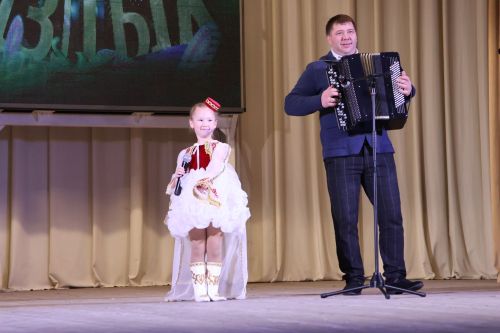Актаныш күгендә яңа йолдызлар: "Йолдызлык-2026" эстрада фестивале Гала-концертыннан безнең репортаж