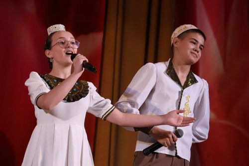 Актаныш күгендә яңа йолдызлар: "Йолдызлык-2026" эстрада фестивале Гала-концертыннан безнең репортаж
