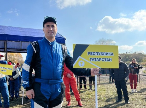 Якташыбыз Рәдис Хашимов Новокузнецк шәһәрендә узган автокросста икенче урын яулады