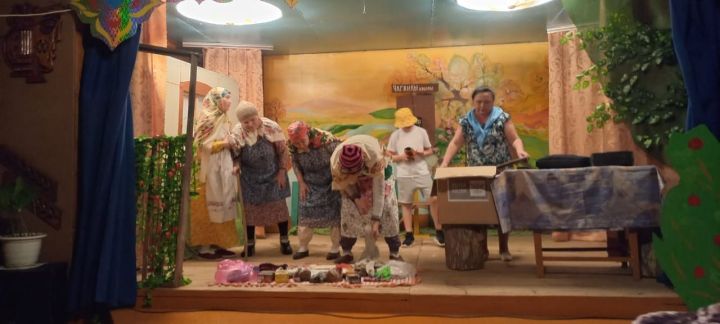 Драма коллективлары смотрын Чишмәбаш театры «Табылдык» спектакле белән башлап җибәрде