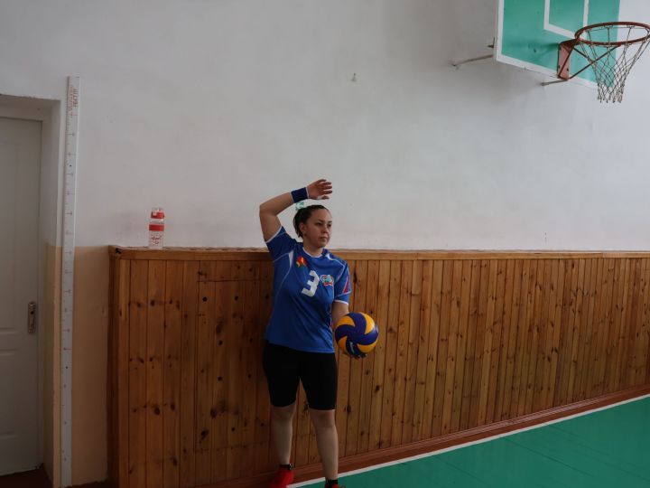 Матур традиция: Татар Суыксу җирлегендә волейбол турниры(фоторепортаж)