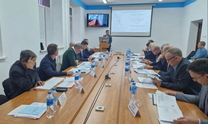 Якташыбыз Айбулат Хәҗиев кандидатлык диссертациясен яклады