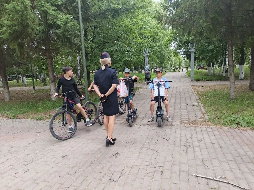 Балигъ булмаганнар эшләре буенча инспекциядә исәпкә куелу