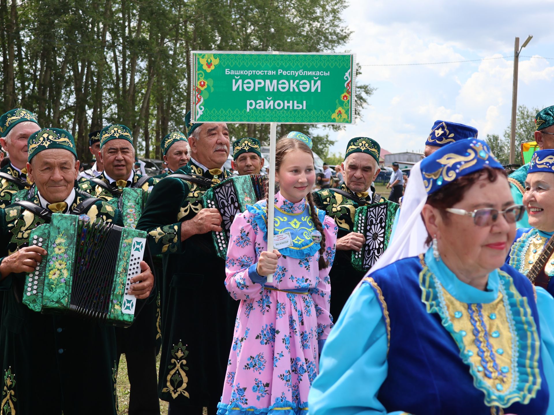 Яшәсен гармун, тальян моңнары: Иске Сәфәрдә төбәкара гармунчылар фестивале уза