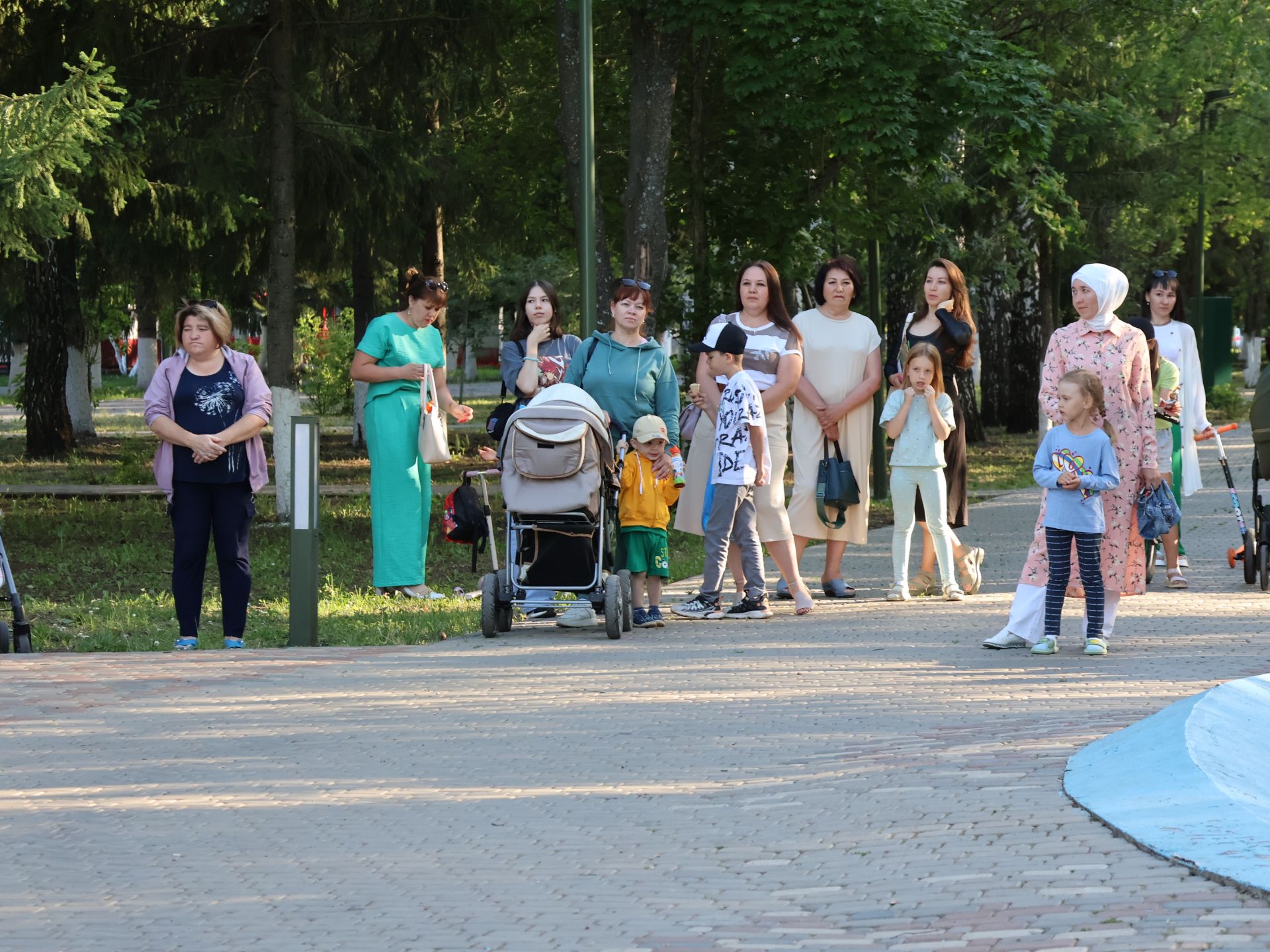 Без әле дә бергә, без әле дә матур: Бүген Актанышта Гаилә, мәхәббәт һәм тугрылык көнендә үрнәк парларны хөрмәтләделәр