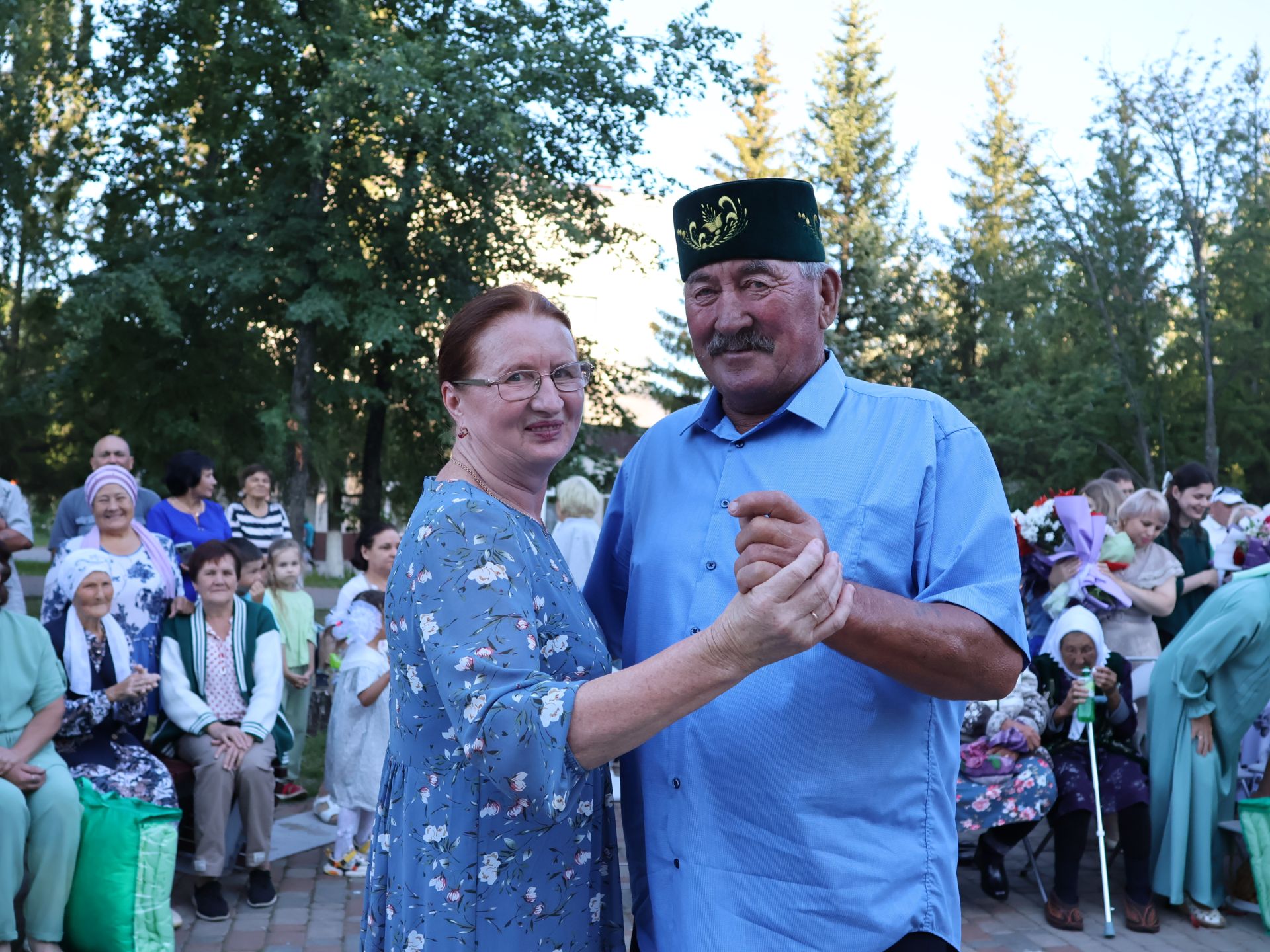 Без әле дә бергә, без әле дә матур: Бүген Актанышта Гаилә, мәхәббәт һәм тугрылык көнендә үрнәк парларны хөрмәтләделәр