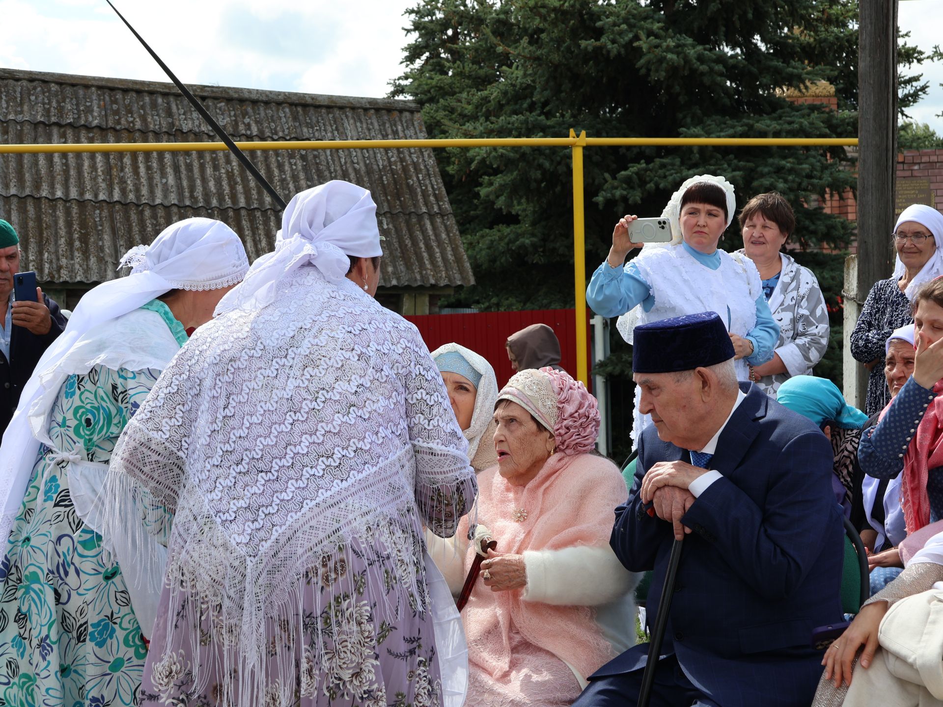 Колында «Гөлчирә» мәчетен төзеткән Альберт Мостафин: 20 ел буена мәчетебездән азан тавышы өзелмәде, киләчәктә дә шулай булсын!