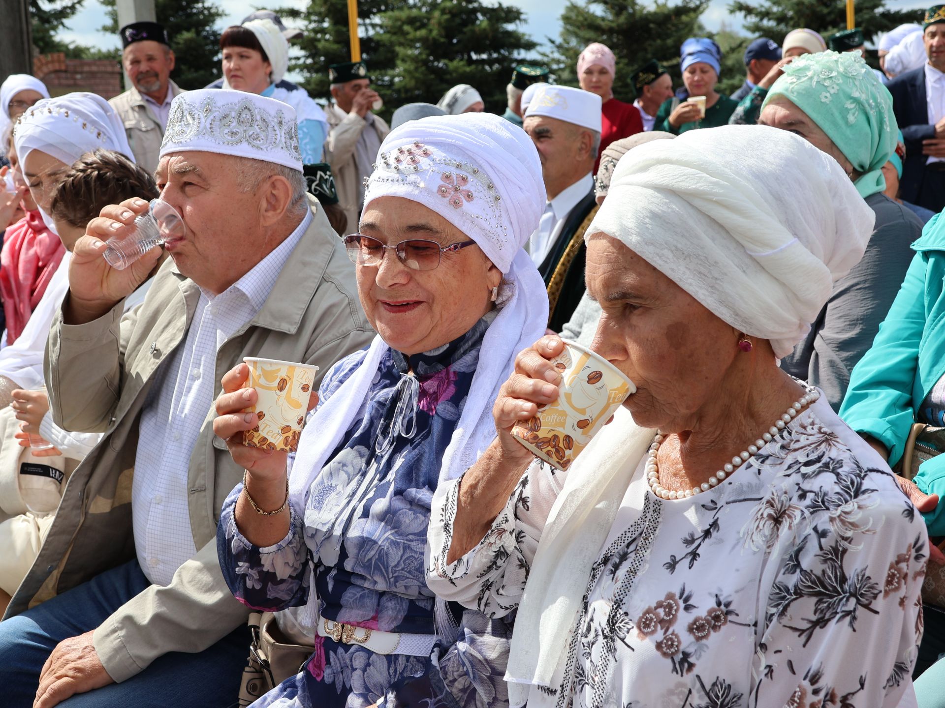 Колында «Гөлчирә» мәчетен төзеткән Альберт Мостафин: 20 ел буена мәчетебездән азан тавышы өзелмәде, киләчәктә дә шулай булсын!