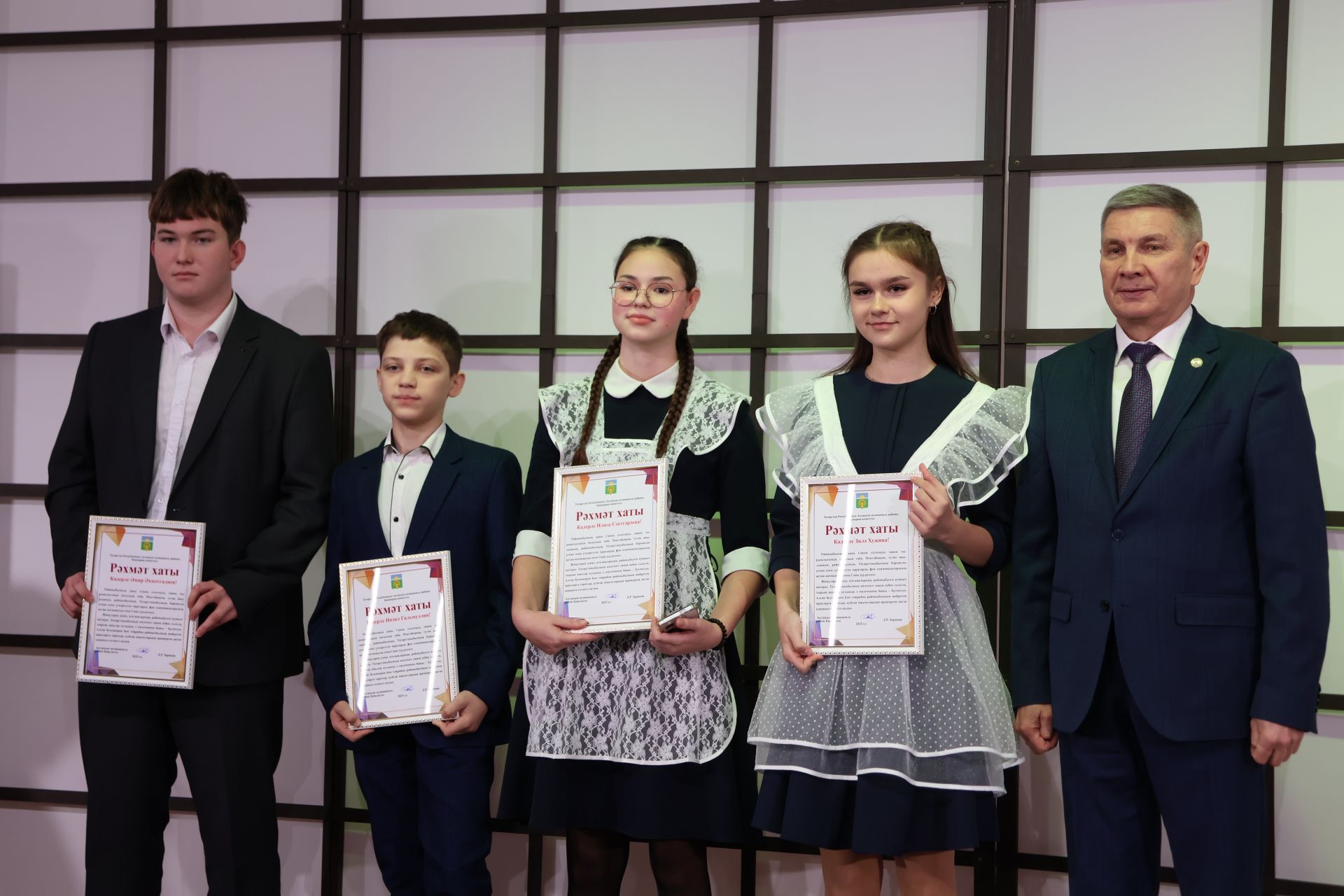 Актаныш районы башлыгы чыршысына 100 сәләтле бала чакырылды