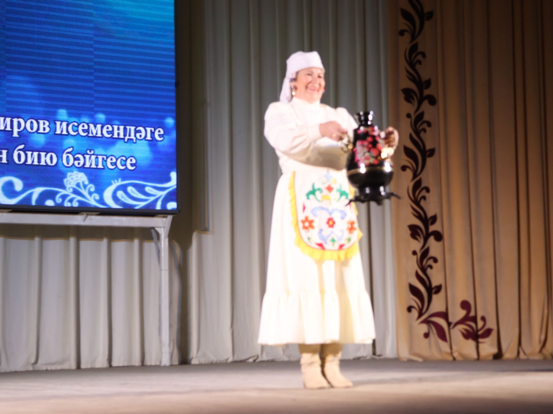 Азат Закиров исемендәге районкүләм бию конкурсыннан безнең репортаж