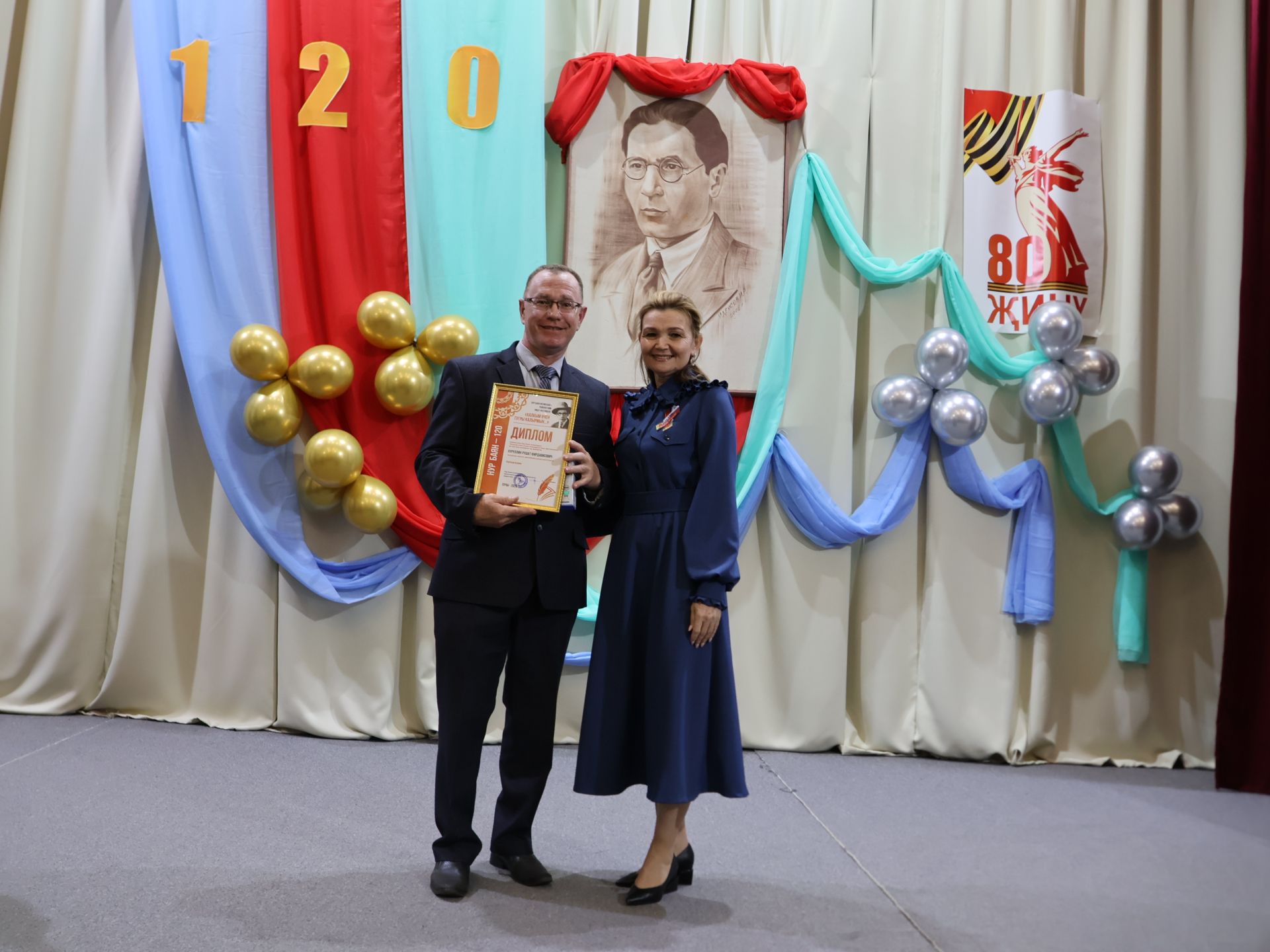 Халкым өчен тугры калырмын: Нур Баян исемендәге иҗат фестивале Гран-приена Ләйлә Нуриева лаек булды (репортаж)