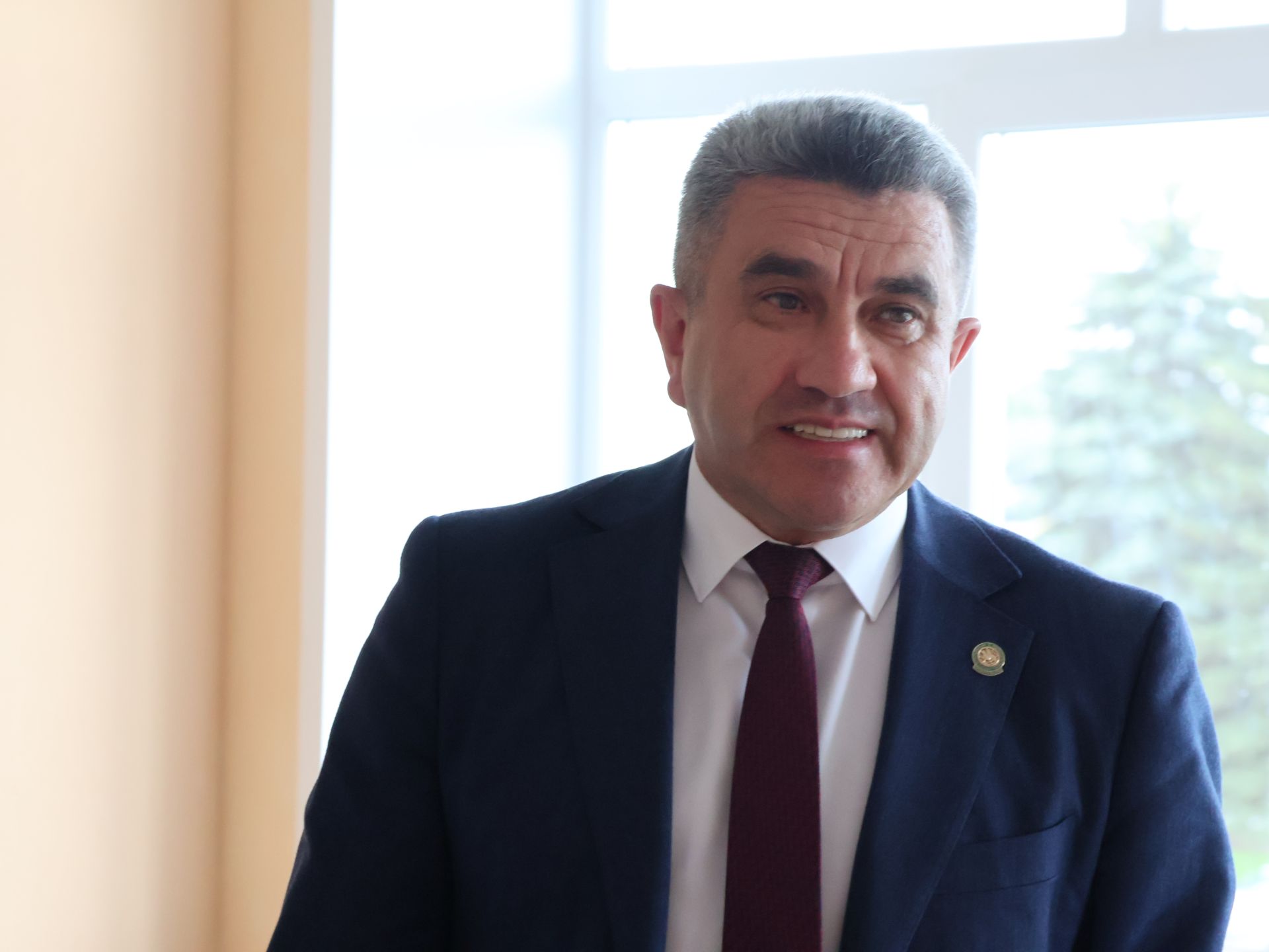 Илсур Һадиуллин: Хакимият һәрбер гаиләгә үтеп кереп, проблемаларын, хәл- әхвәлен белеп эшләсә, бу бик сөенечле!