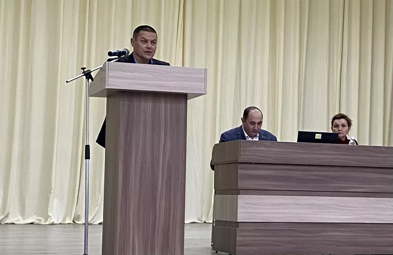 Яңа Әлем авыл җирлегендә хисап җыены узды