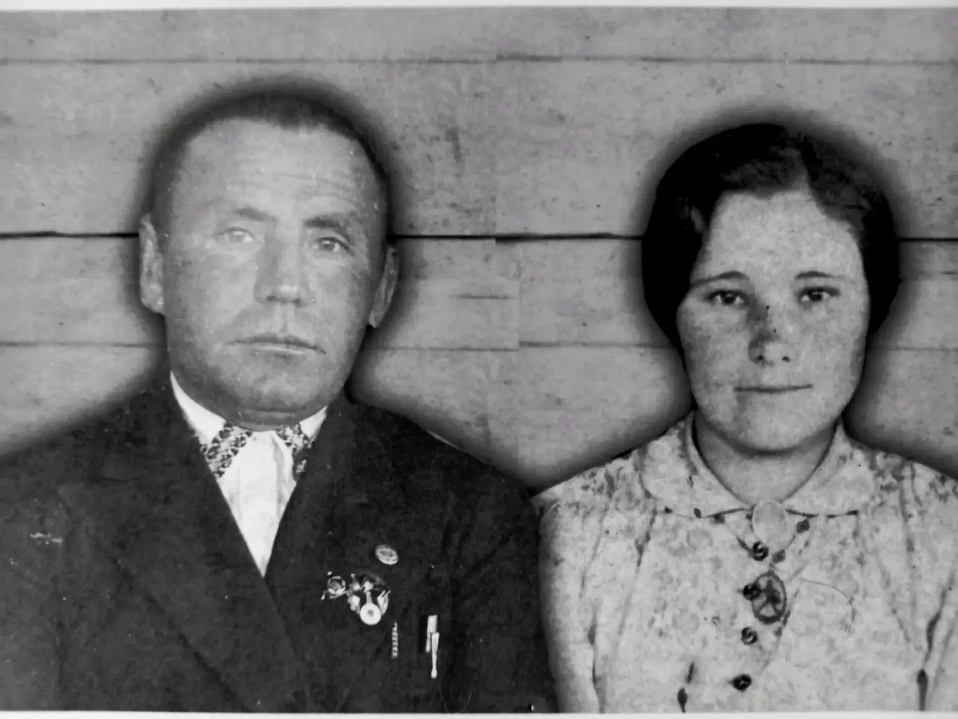 Бүген — Комсомол туган көн!