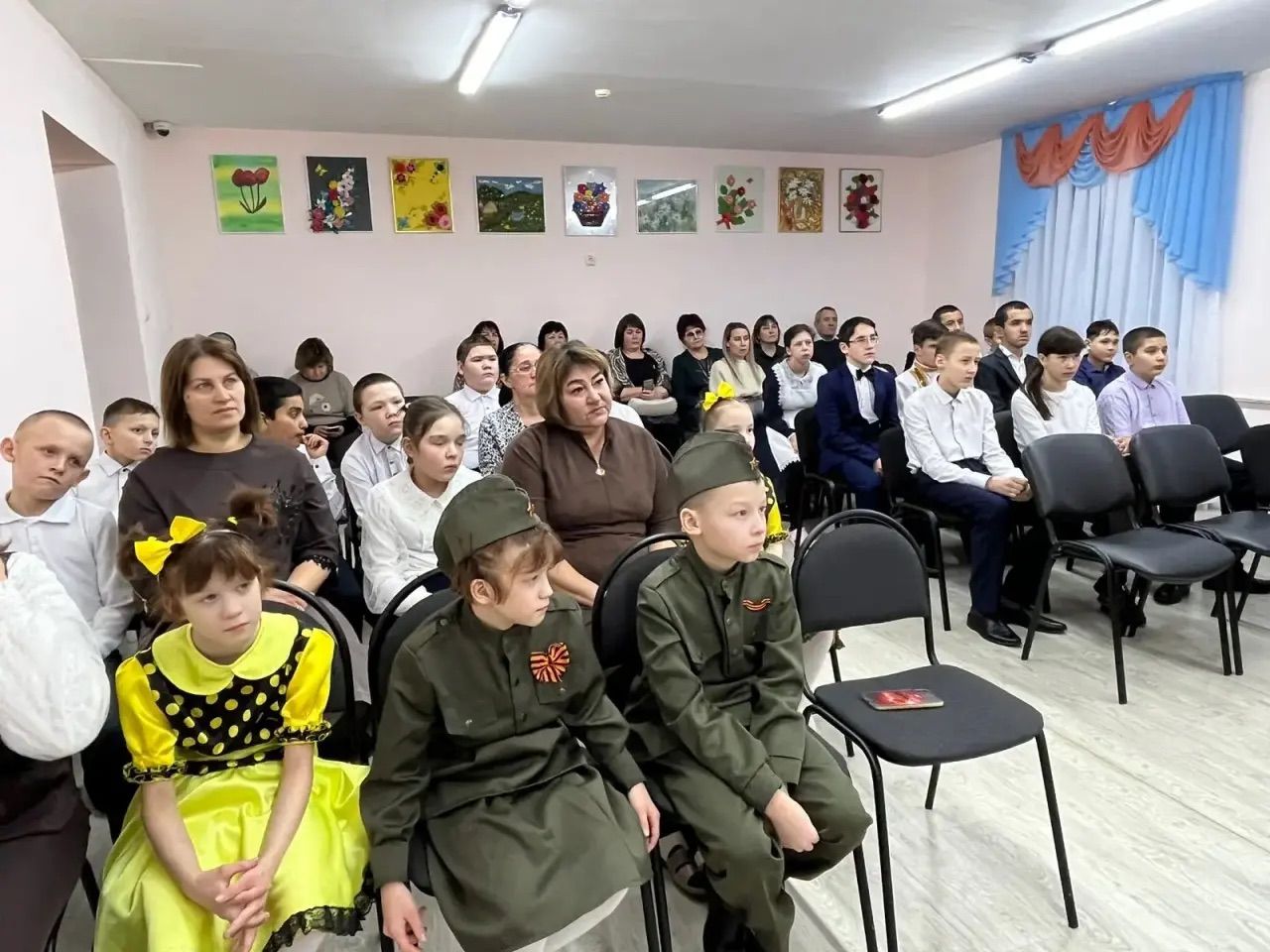 Такталачык мәктәп-интернатында утлар-сулар кичкән ветераннарны хөрмәтләделәр