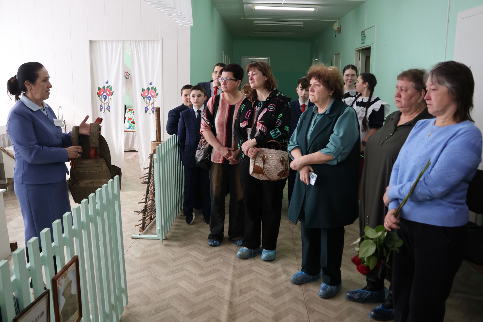 Батырлык ядкаре: Махсус хәрби операция батыры Илнар Гәрәевнең бронежилеты туган мәктәбенә кайтты